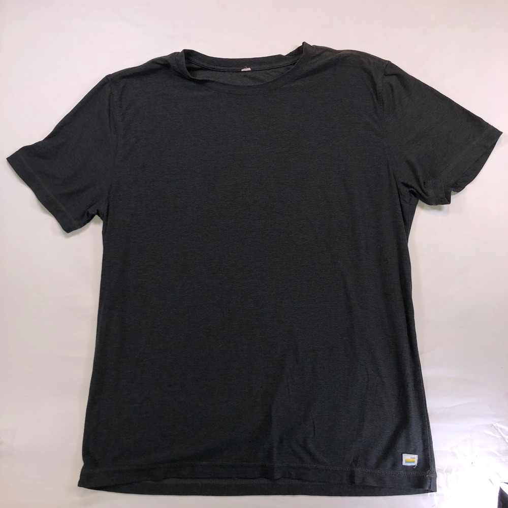 Vuori Strato Tech Tee Charcoal Heather Grey Short Sleeve T-Shirt Mens L